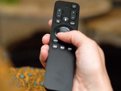 Apple-remote-002